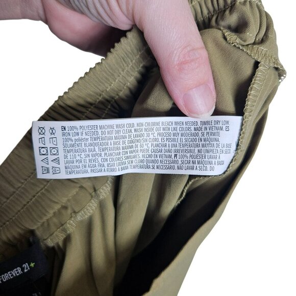 Forever 21 + Olive Green Plus Size 2X Cargo Pants Joggers Elastic Waist Cuffs - Picture 4 of 10